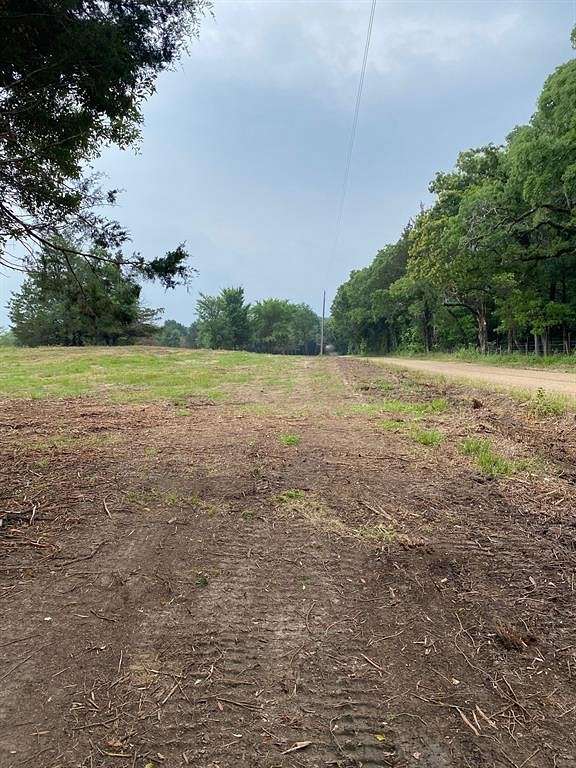 1.7 Acres of Land for Sale in Kaufman, Texas