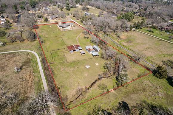 5.2 Acres of Land with Home for Sale in Flint, Texas