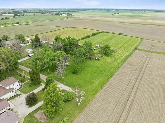 3.6 Acres of Residential Land for Sale in Mount Auburn, Iowa