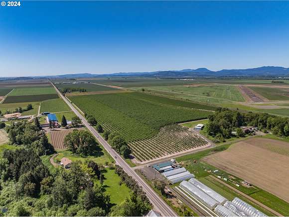 120 Acres of Agricultural Land for Sale in Corvallis, Oregon