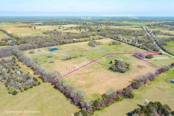 10 Acres of Residential Land for Sale in Grand Saline, Texas