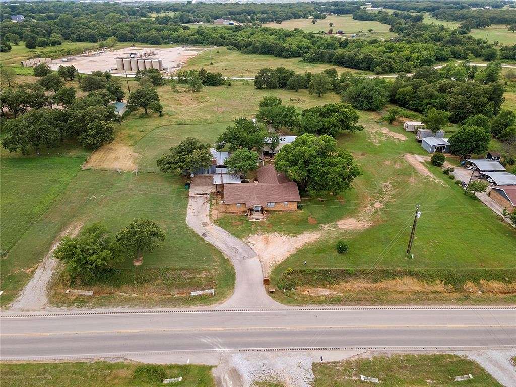 2.11 Acres of Residential Land with Home for Sale in Bowie, Texas ...