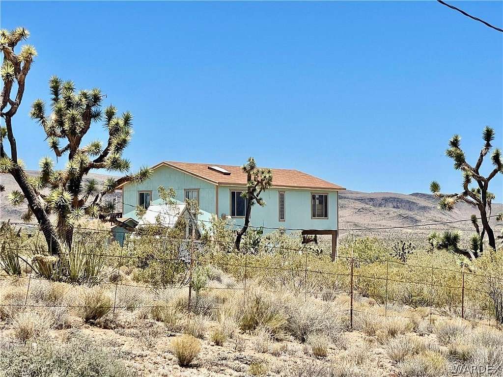 2.1 Acres of Residential Land with Home for Sale in Dolan Springs, Arizona