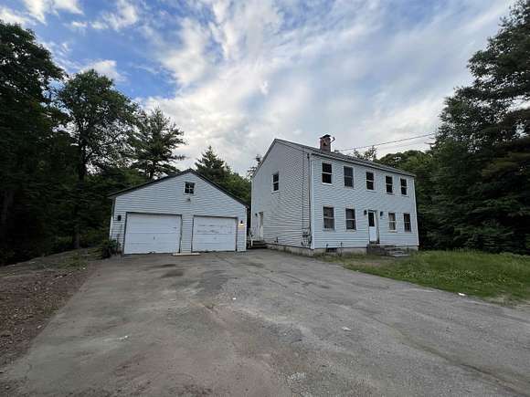 12.7 Acres of Land with Home for Sale in Dunbarton Town, New Hampshire