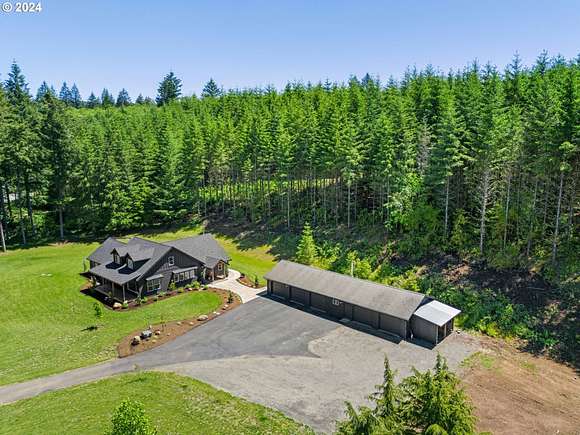 5 Acres of Residential Land with Home for Sale in Yacolt, Washington