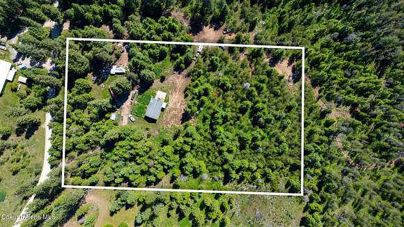 5.4 Acres of Residential Land with Home for Sale in Priest River, Idaho
