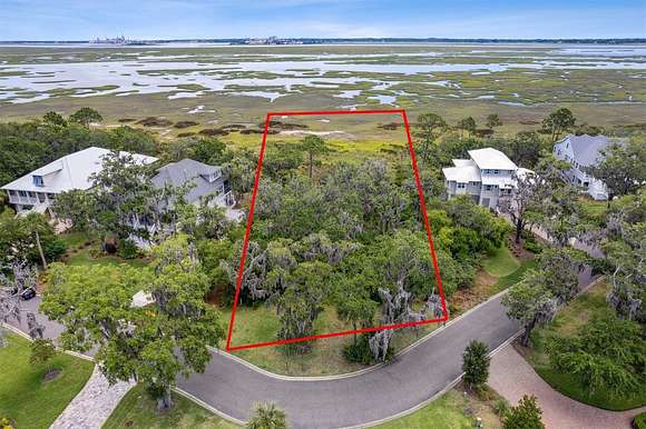 1.3 Acres of Residential Land for Sale in Fernandina Beach, Florida