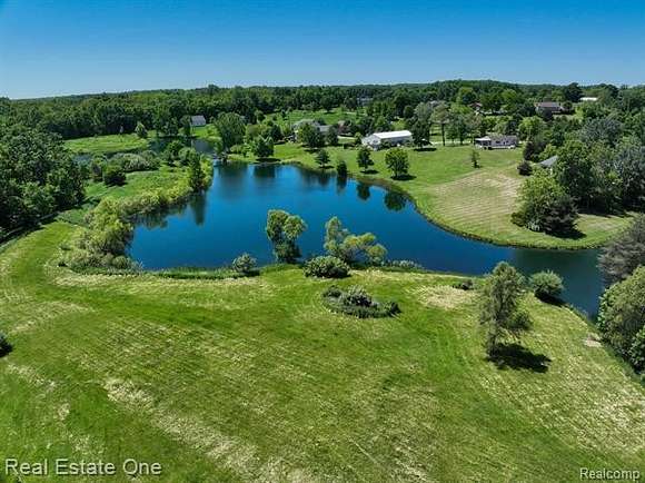 11.1 Acres of Recreational Land for Sale in Howell, Michigan