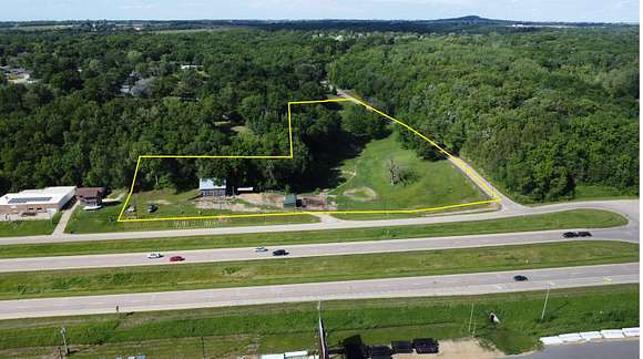 7.8 Acres of Commercial Land for Sale in East Dubuque, Illinois