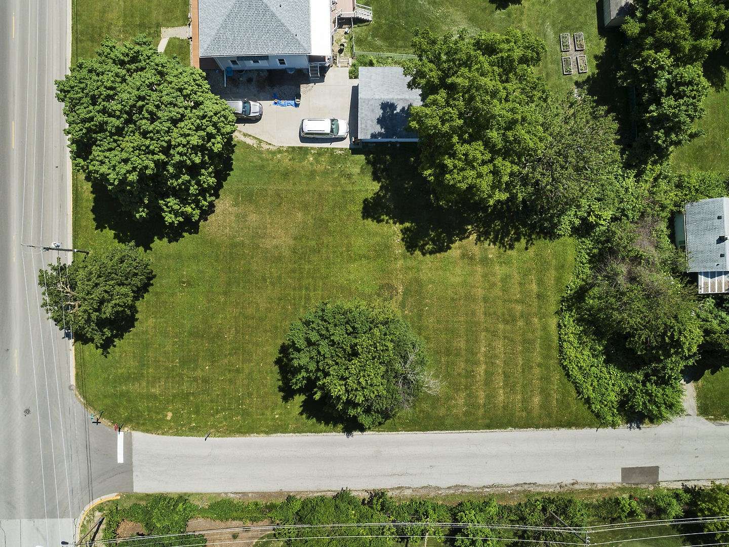0.38 Acres of Land for Sale in Aurora, Illinois
