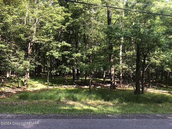 0.45 Acres of Residential Land for Sale in Blakeslee, Pennsylvania
