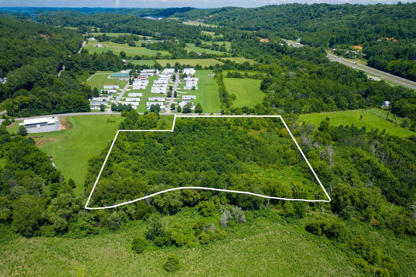 8.88 Acres of Residential Land for Sale in Graysville, Tennessee