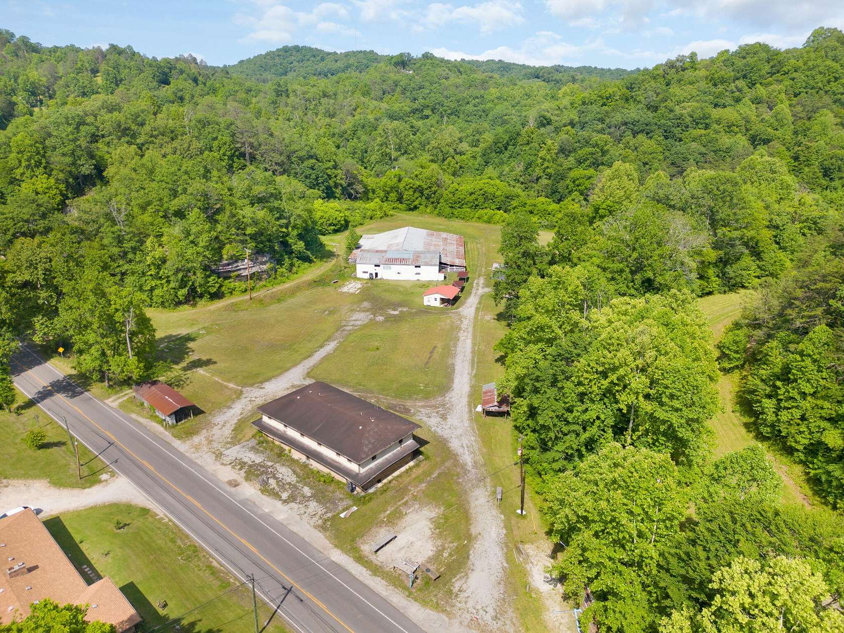 11 Acres of Improved Land for Sale in Staffordsville, Kentucky