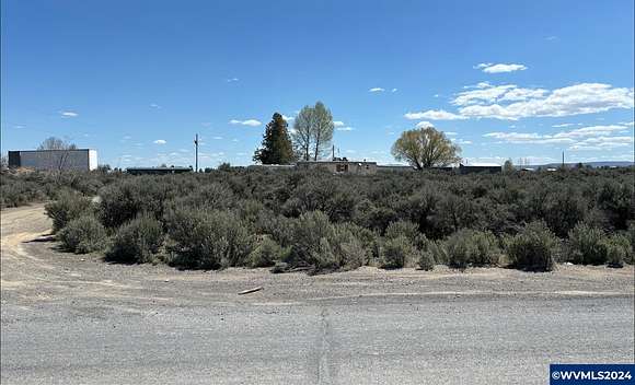 0.38 Acres of Land for Sale in Summer Lake, Oregon