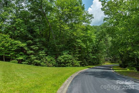 1 Acre of Residential Land for Sale in Horse Shoe, North Carolina