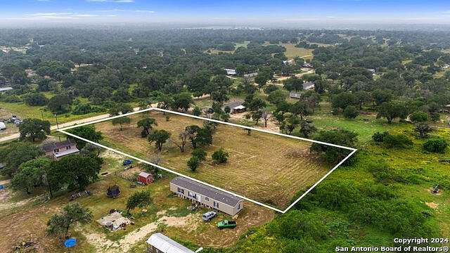 2 Acres of Residential Land for Sale in Somerset, Texas
