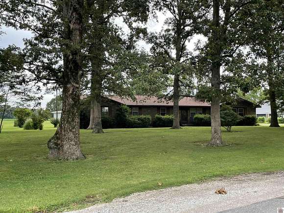 5 Acres of Land with Home for Sale in Mayfield, Kentucky