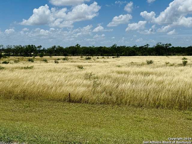 1.3 Acres of Residential Land for Sale in La Vernia, Texas