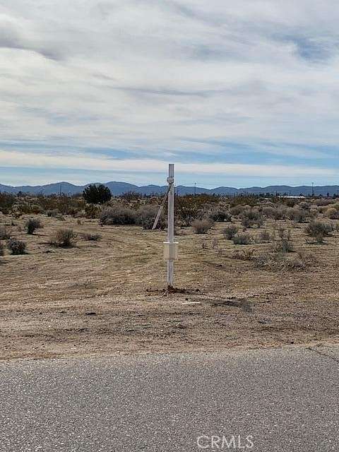 0.854 Acres of Commercial Land for Sale in Hesperia, California