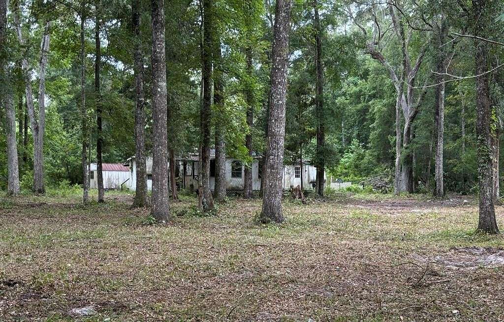 2.49 Acres of Residential Land with Home for Sale in Old Town, Florida
