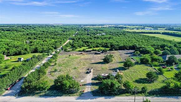 3 Acres of Residential Land for Sale in Leonard, Texas