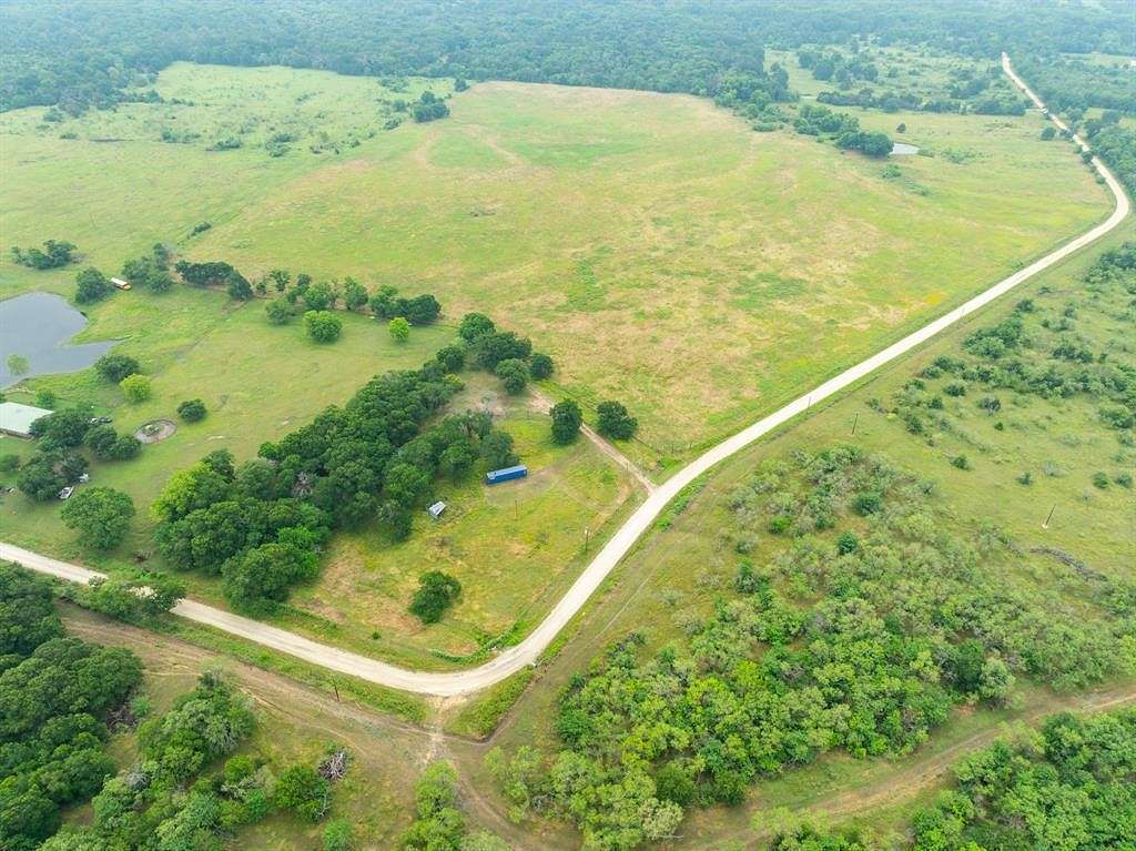 11.5 Acres of Land for Sale in Hubbard, Texas