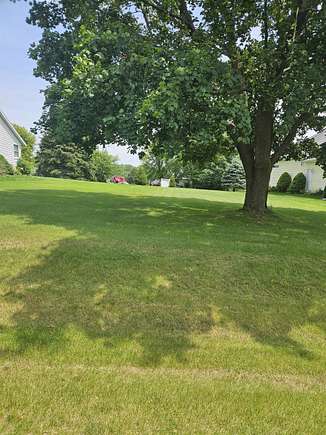 0.34 Acres of Land for Sale in Lake Summerset, Illinois
