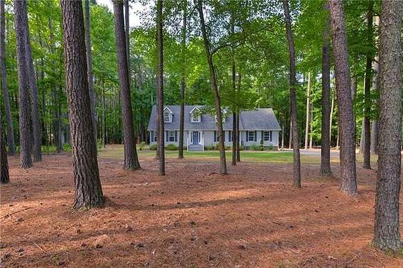 3.461 Acres of Residential Land with Home for Sale in Deltaville, Virginia
