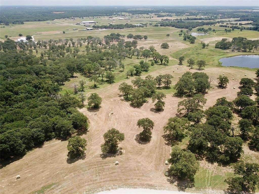 11 Acres of Improved Land for Sale in Collinsville, Texas