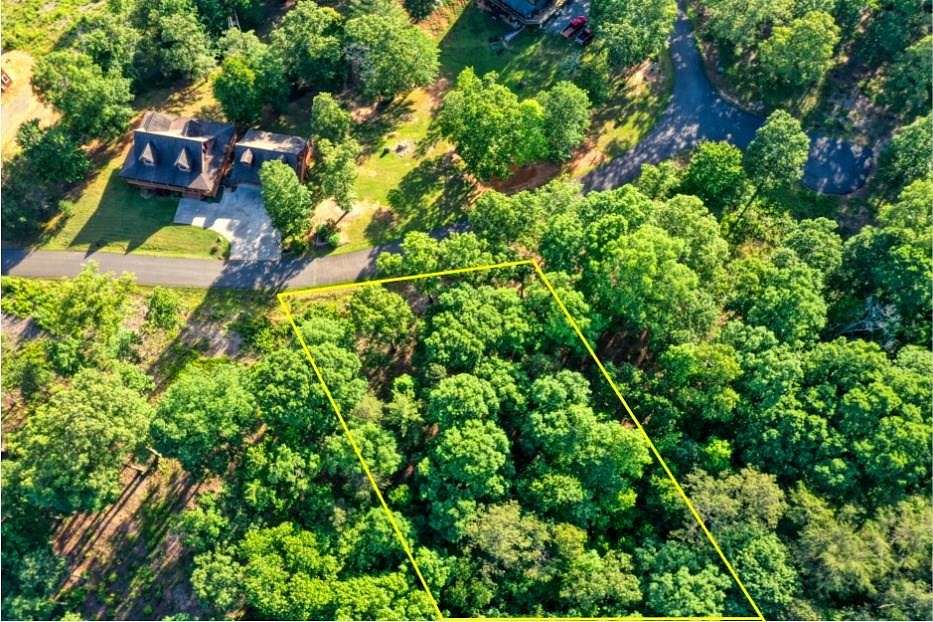 1.12 Acres of Residential Land for Sale in Mineral Bluff, Georgia