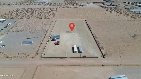 5 Acres of Commercial Land for Lease in El Paso, Texas