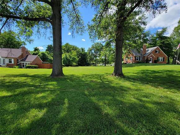 0.49 Acres of Residential Land for Sale in Maryland Heights Township, Missouri