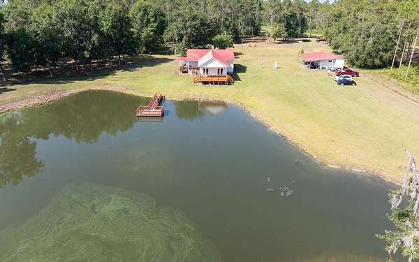 61.5 Acres of Land with Home for Sale in Jasper, Florida