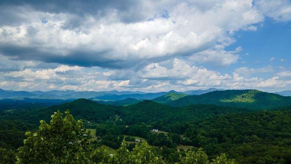 29.08 Acres of Recreational Land for Sale in Franklin, North Carolina