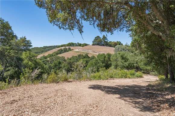60.094 Acres of Recreational Land for Sale in Templeton, California