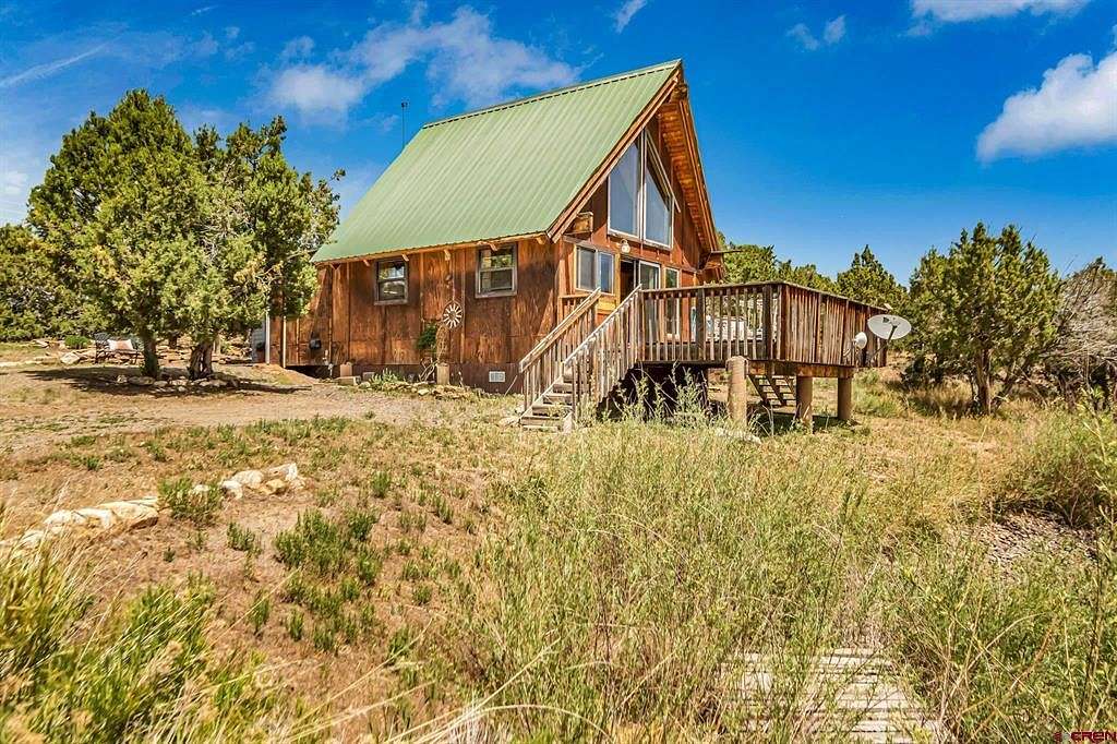 35 Acres of Land with Home for Sale in Montrose, Colorado