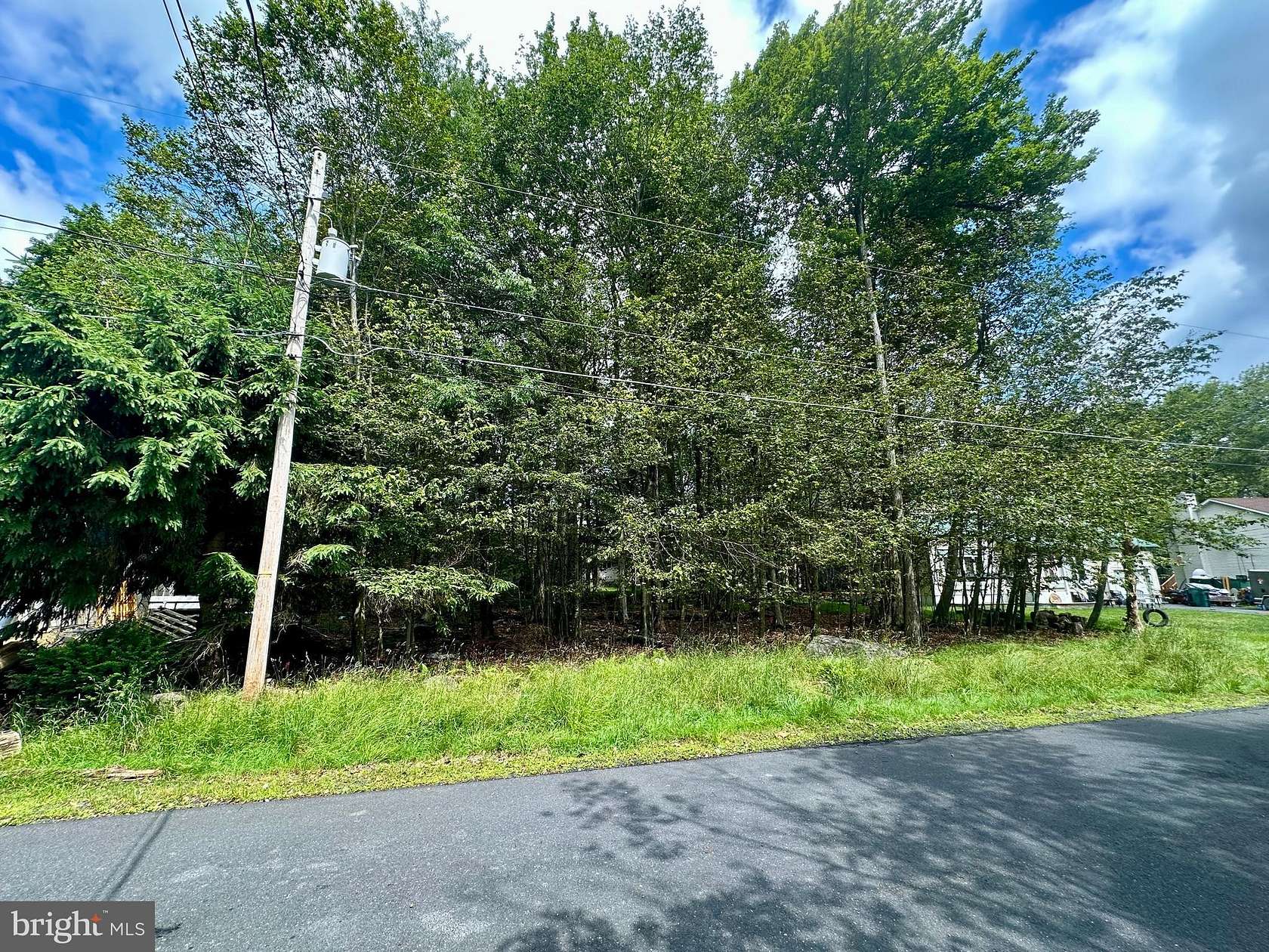 0.28 Acres of Land for Sale in Tobyhanna, Pennsylvania