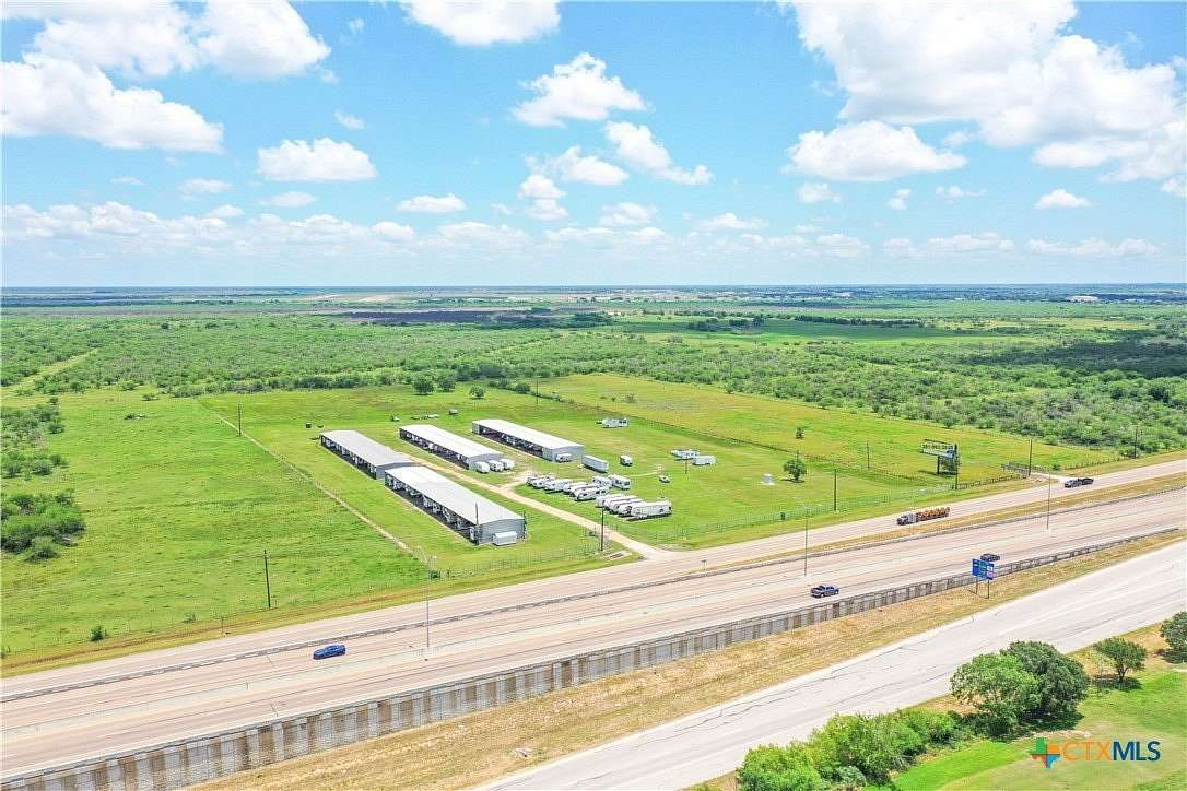 19.387 Acres of Land for Sale in Victoria, Texas