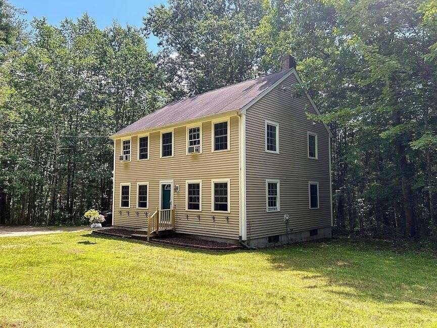 5.7 Acres of Residential Land with Home for Sale in Kennebunk, Maine