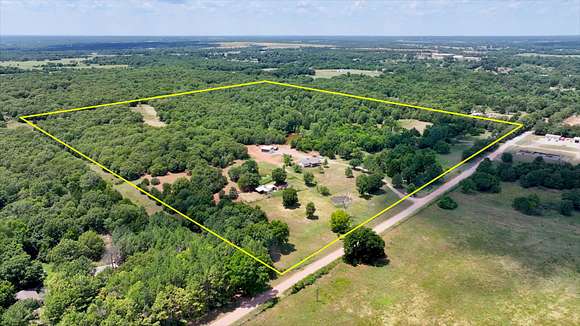 40 Acres of Land with Home for Sale in Chandler, Oklahoma