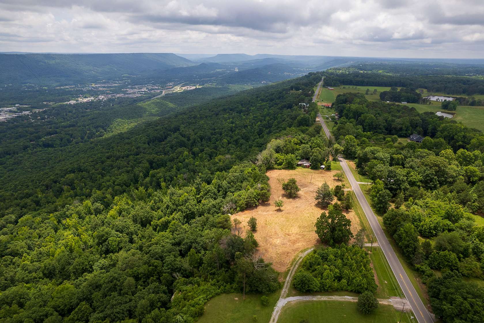 1.05 Acres of Residential Land for Sale in Trenton, Georgia