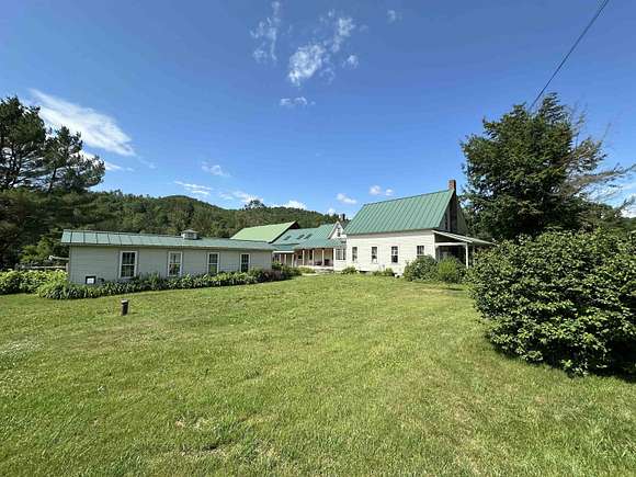 17.69 Acres of Land with Home for Sale in Pomfret, Vermont