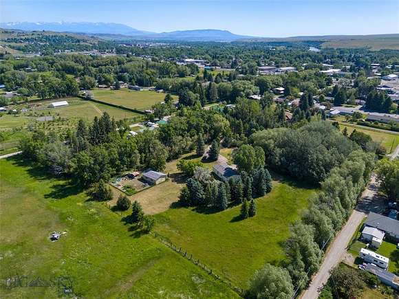 2.816 Acres of Residential Land with Home for Sale in Livingston, Montana