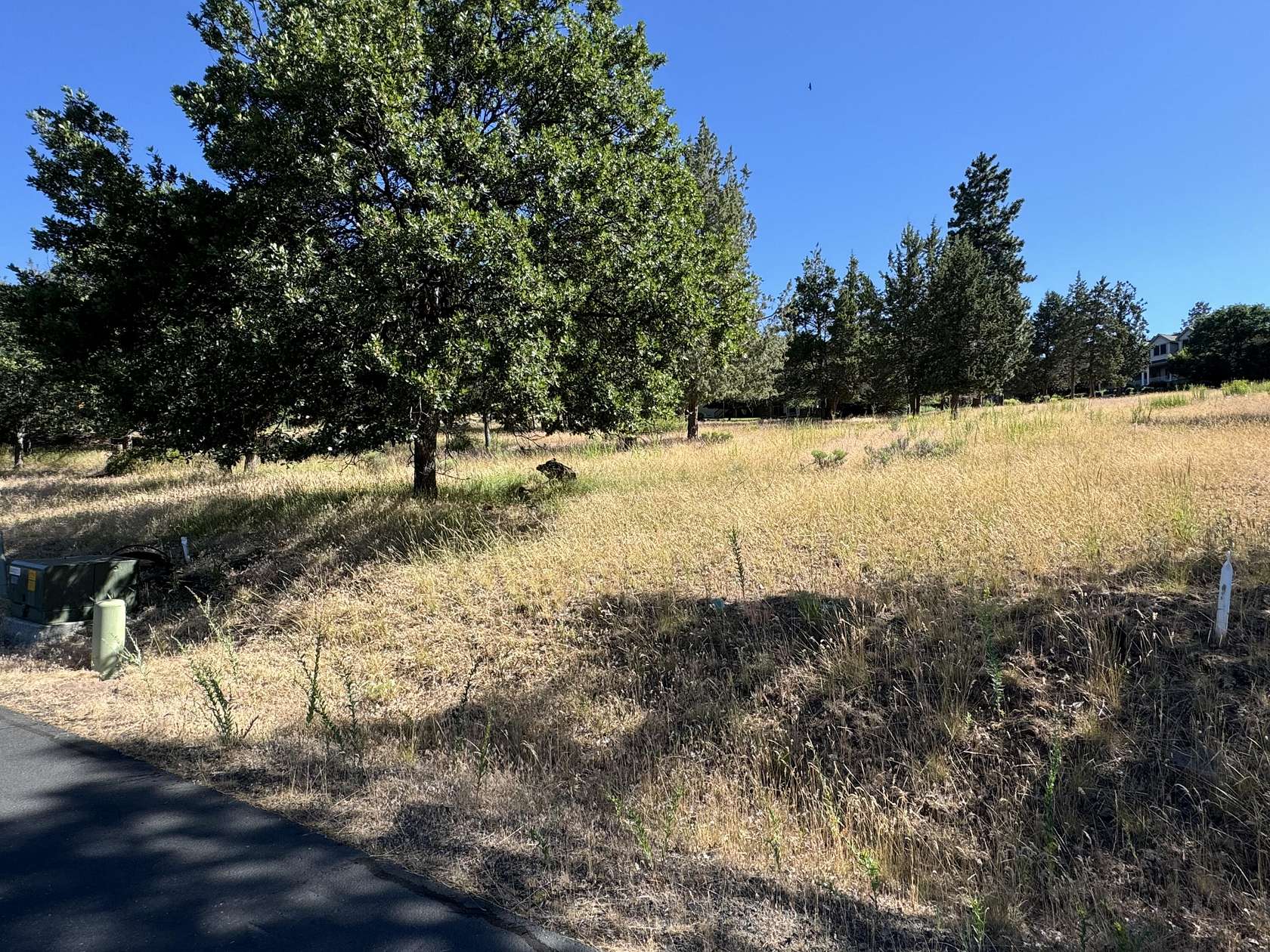 0.4 Acres of Residential Land for Sale in Klamath Falls, Oregon