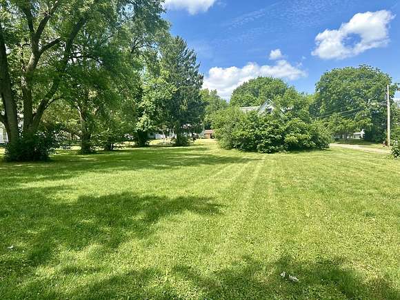 0.37 Acres of Land for Sale in Waynesville, Illinois - LandSearch