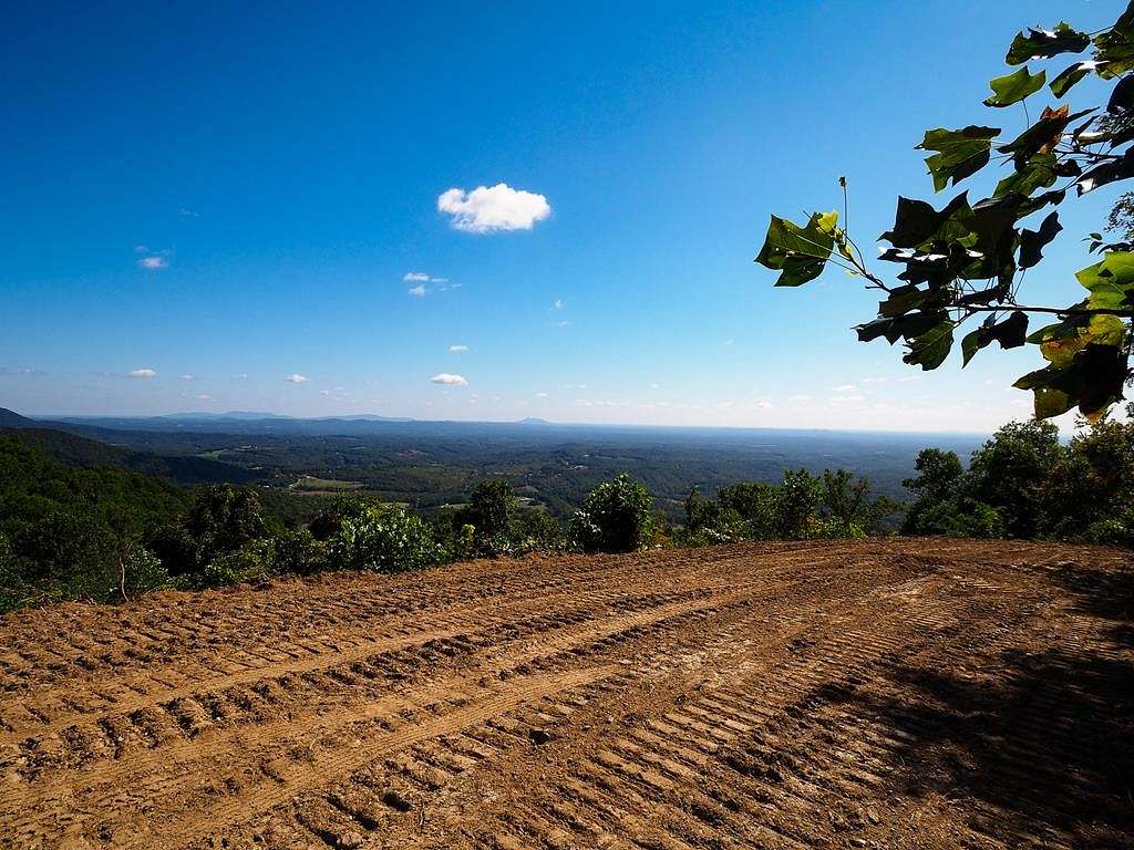 15.654 Acres of Land for Sale in Fancy Gap, Virginia