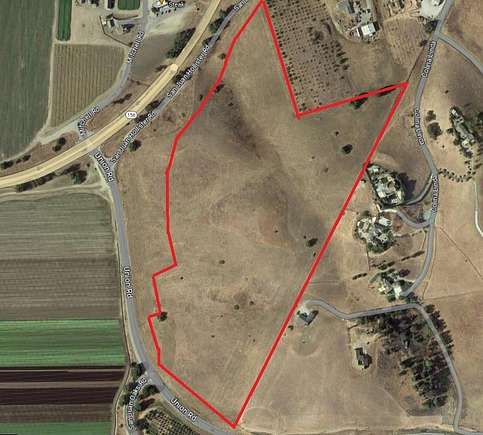 36.35 Acres of Agricultural Land for Sale in Hollister, California