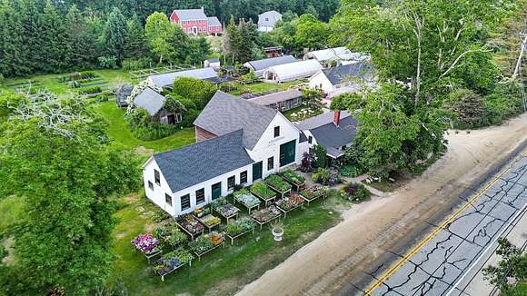 2.8 Acres of Improved Commercial Land for Sale in Kennebunk, Maine