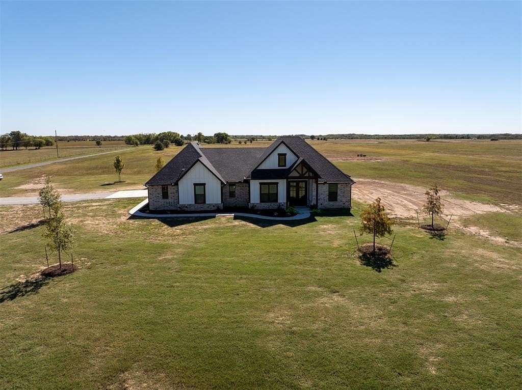 40 Acres of Agricultural Land with Home for Sale in Okemah, Oklahoma