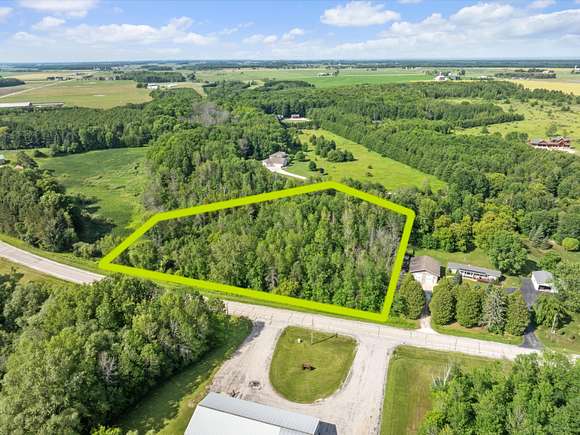 3.05 Acres of Residential Land for Sale in Two Rivers, Wisconsin